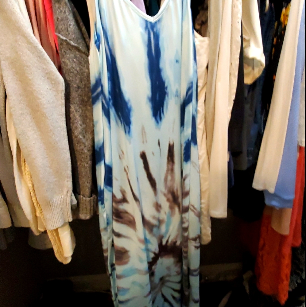 Tidied V neck long Maxi Dress